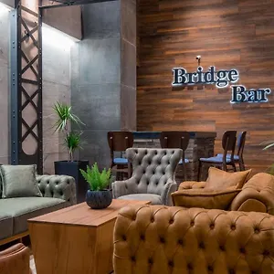 4* Отель Bridge